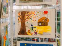 Выставка творческих работ и детских рисунков